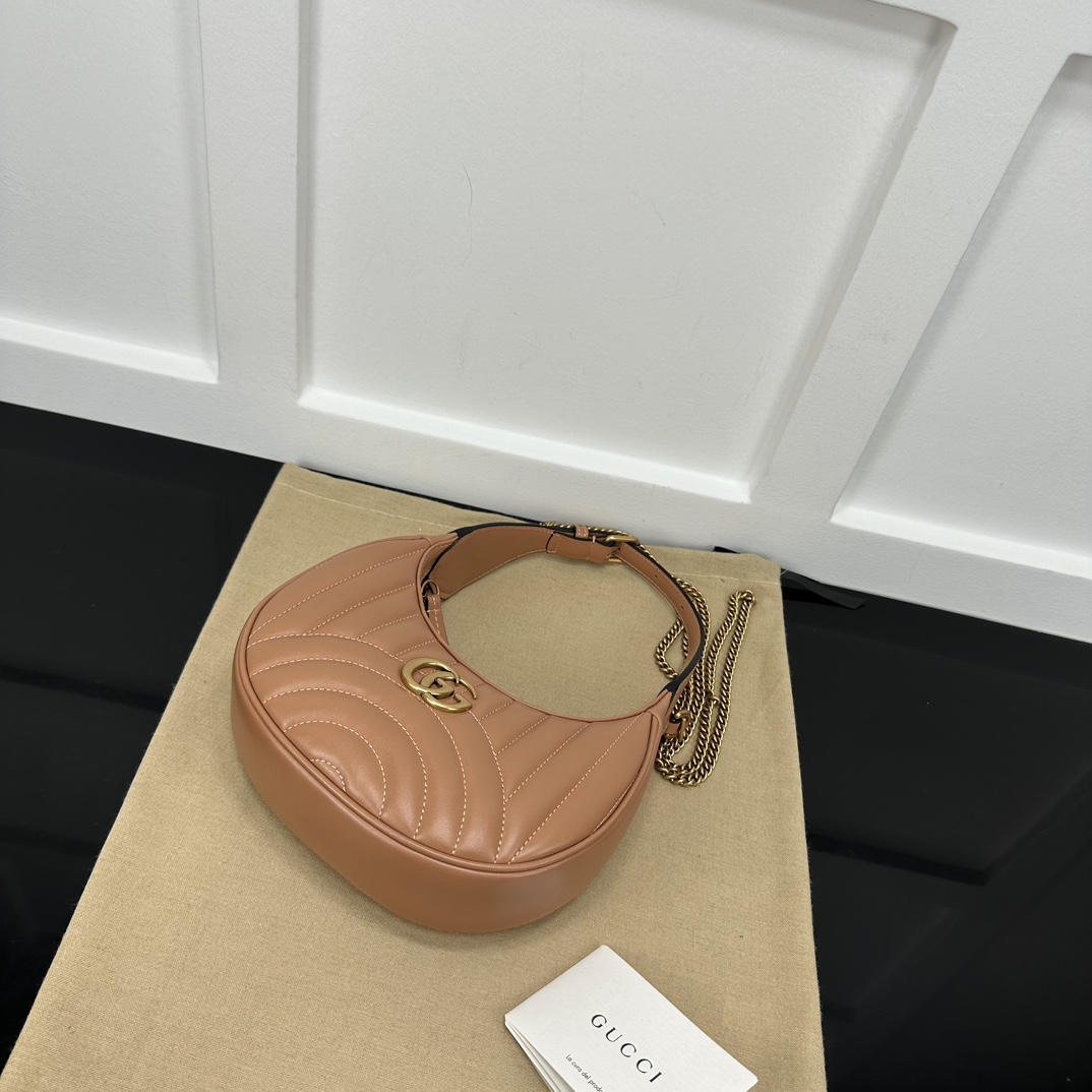 Gucci Hobo Bags